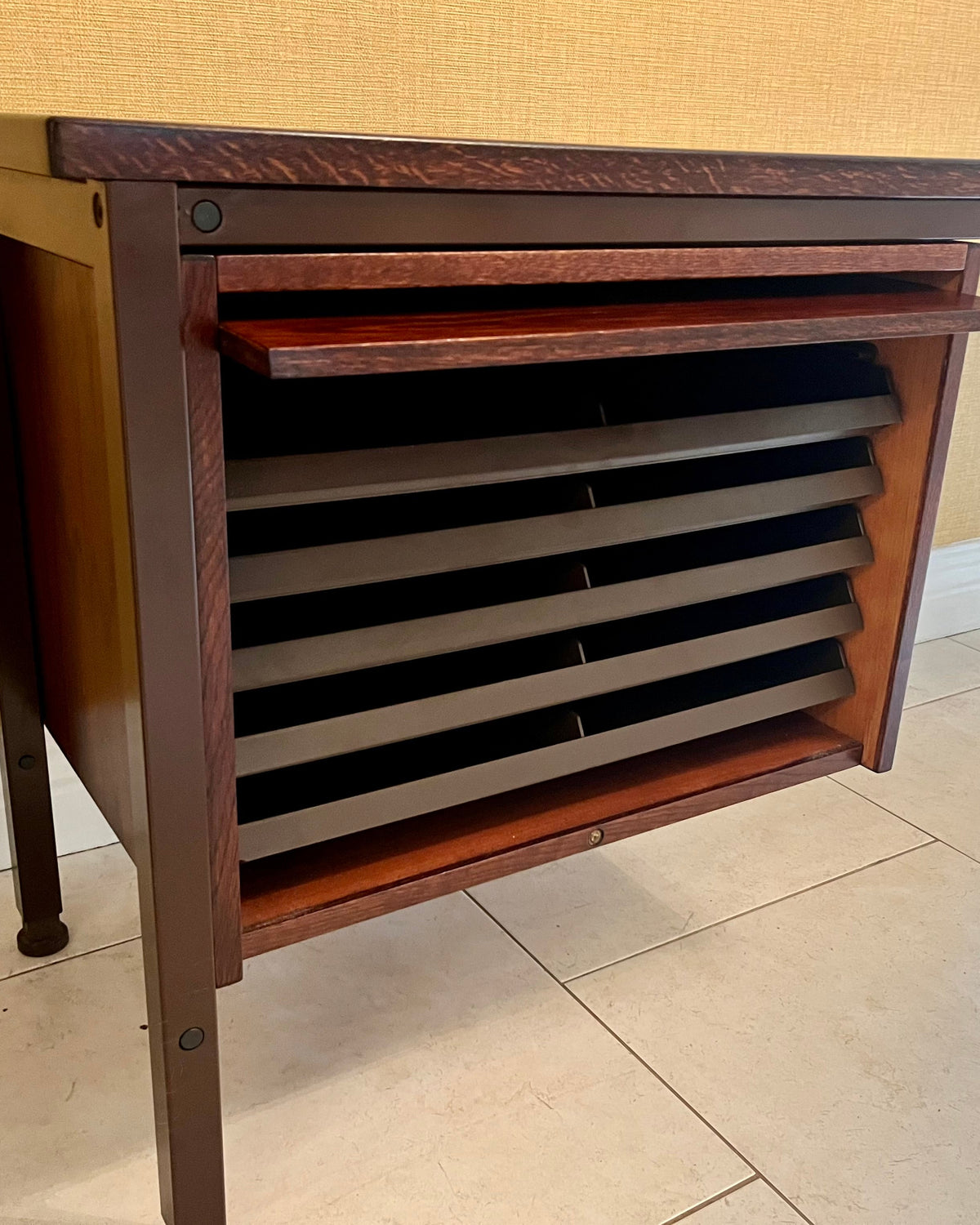 Rare rosewood grain bondo gravesen Vintage writing desk with adjustable height by Grace & Joy Furniture