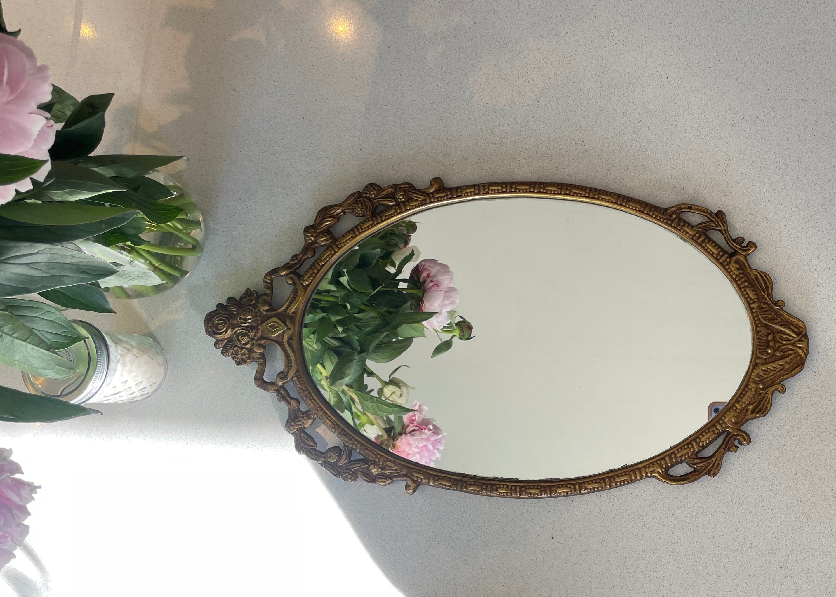 Vintage oval Gilt mirror