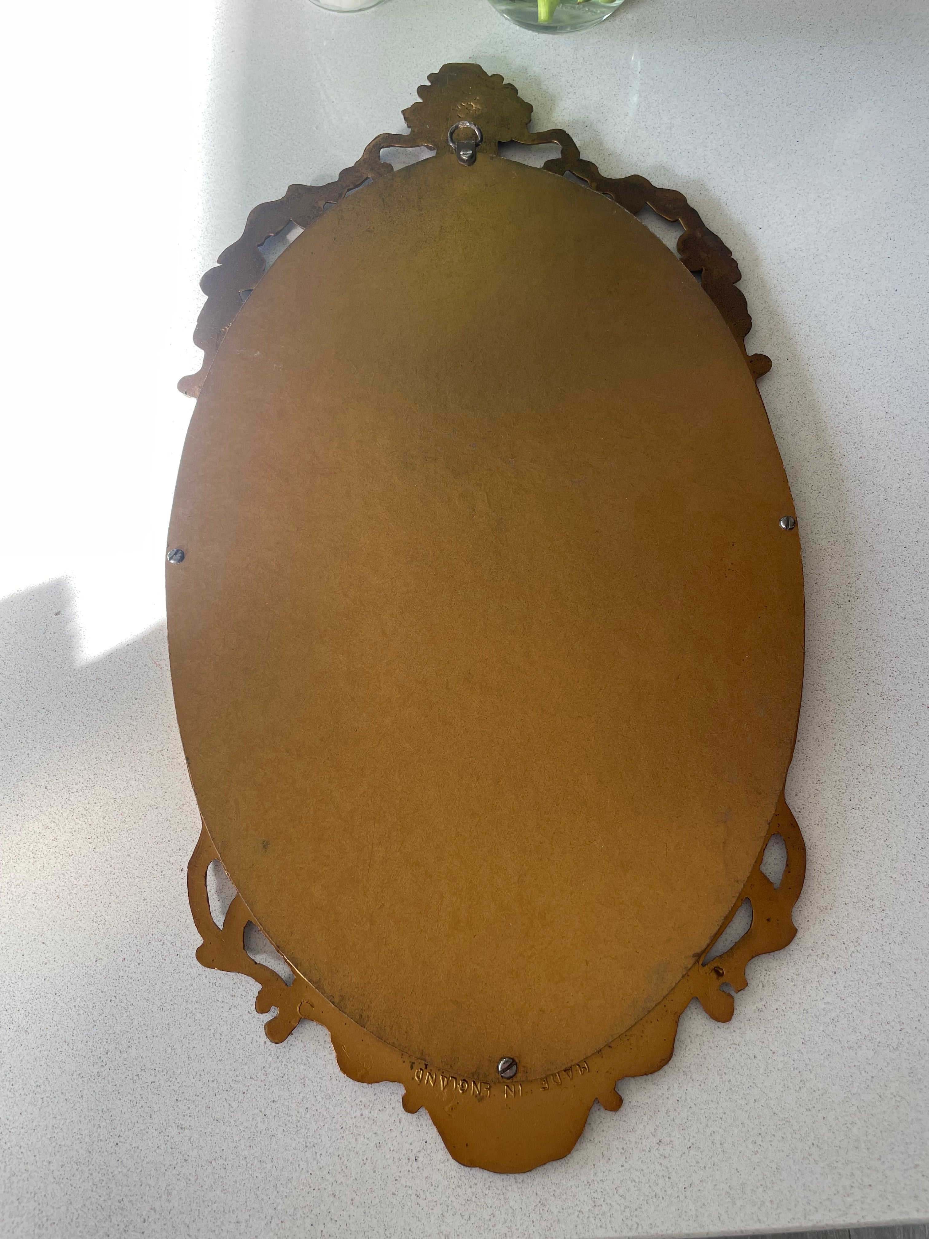 Vintage oval Gilt mirror