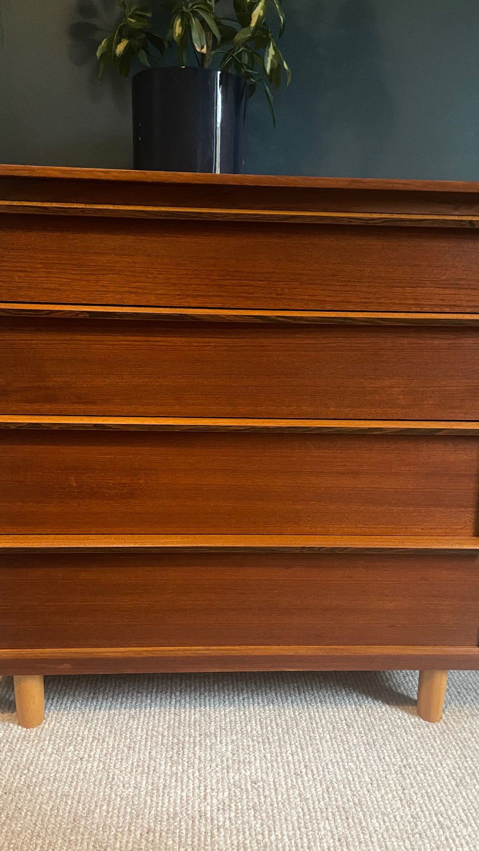 Mid century Austinsuite chest of drawers