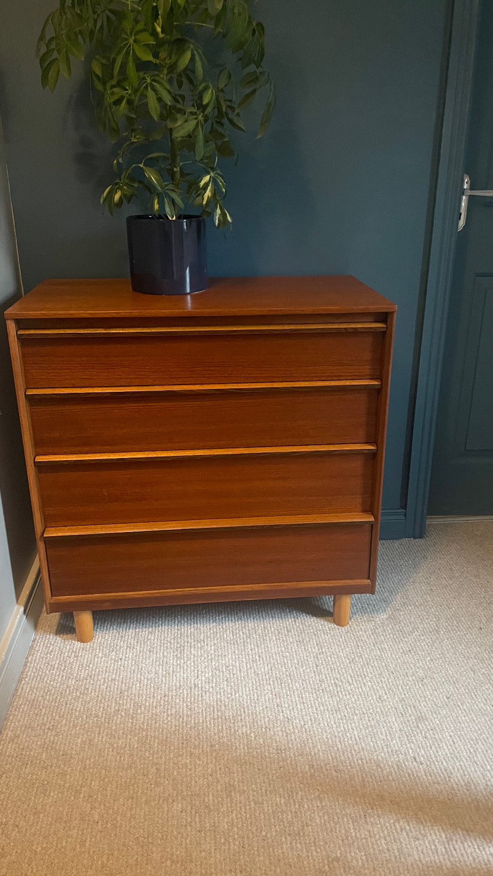 Mid century Austinsuite chest of drawers