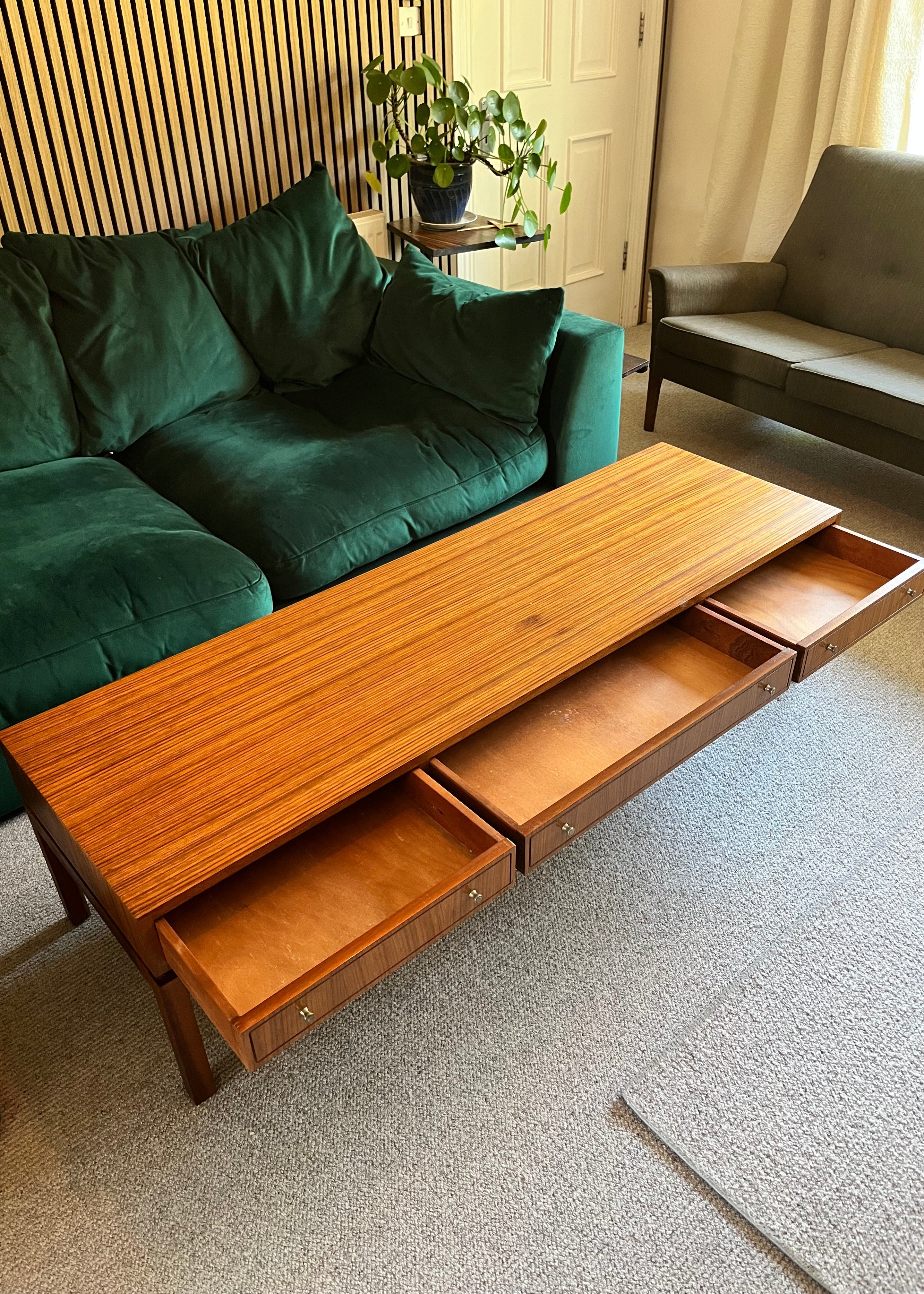 Greaves & Thomas double sided coffee table