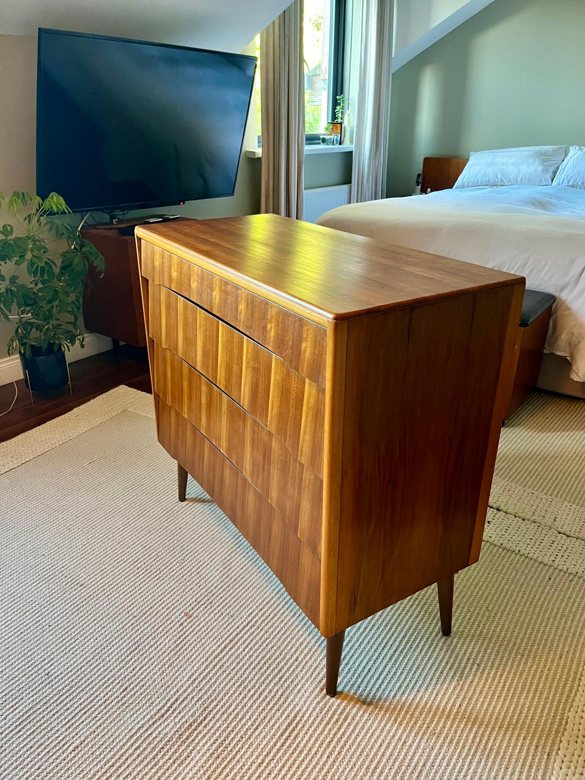 Mid-century Avalon Yatton Chest