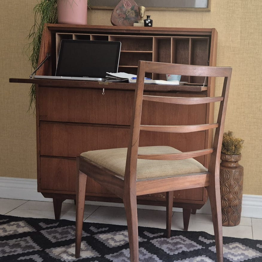 SF Quinn Writing Bureau. C.1960.