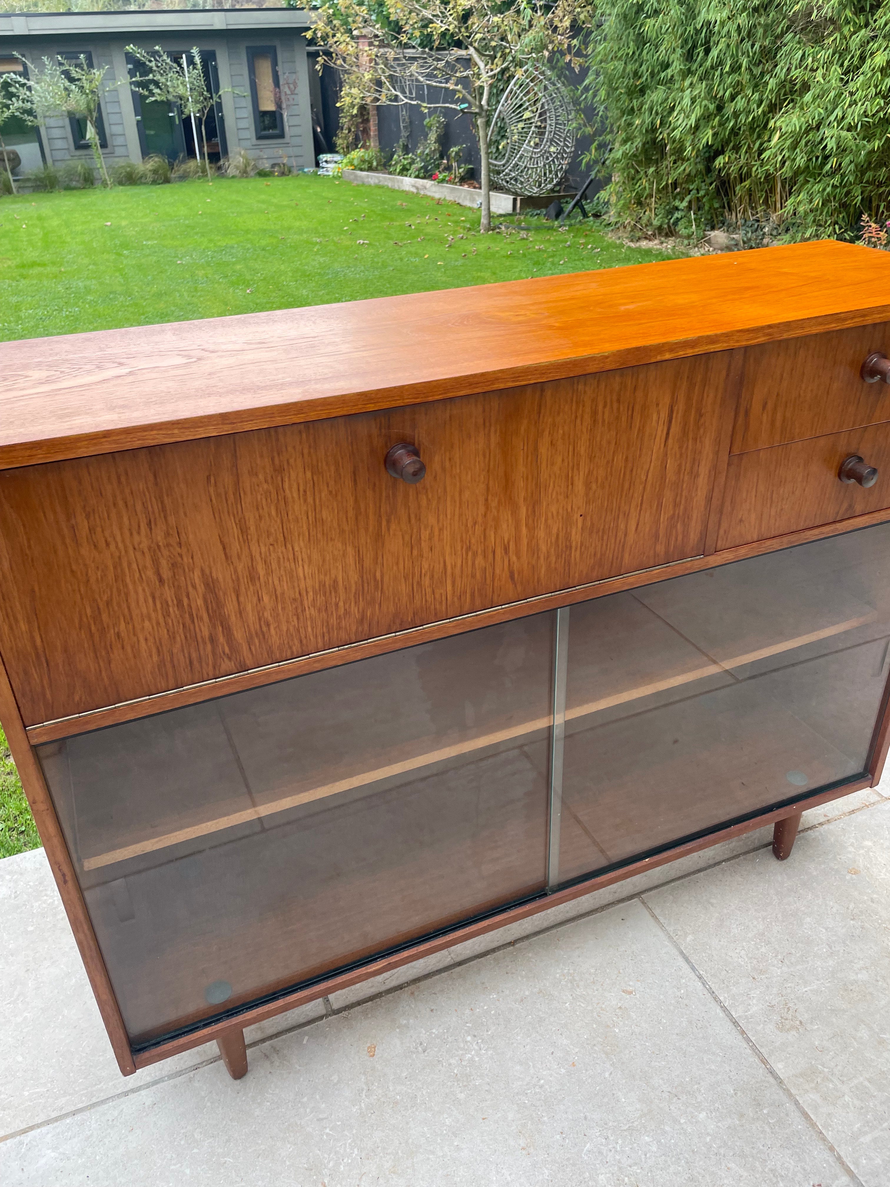 Avalon sideboard