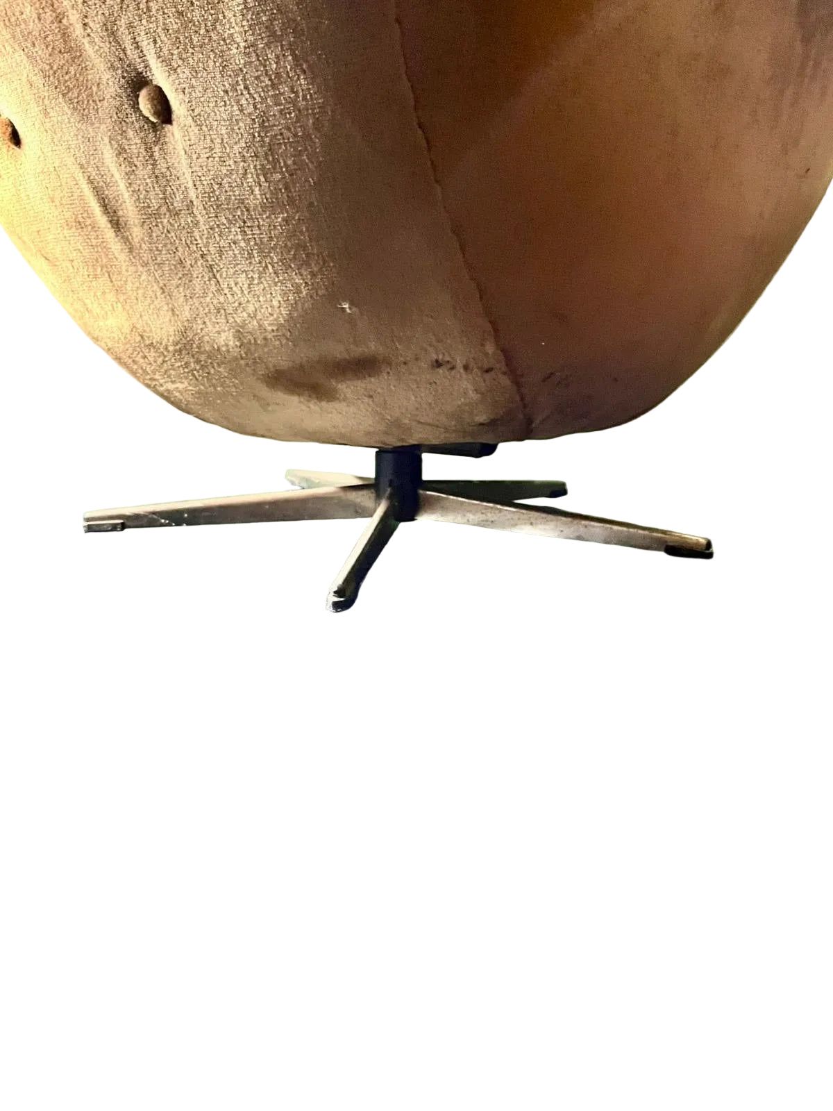 Mid century Vono Egg armchair