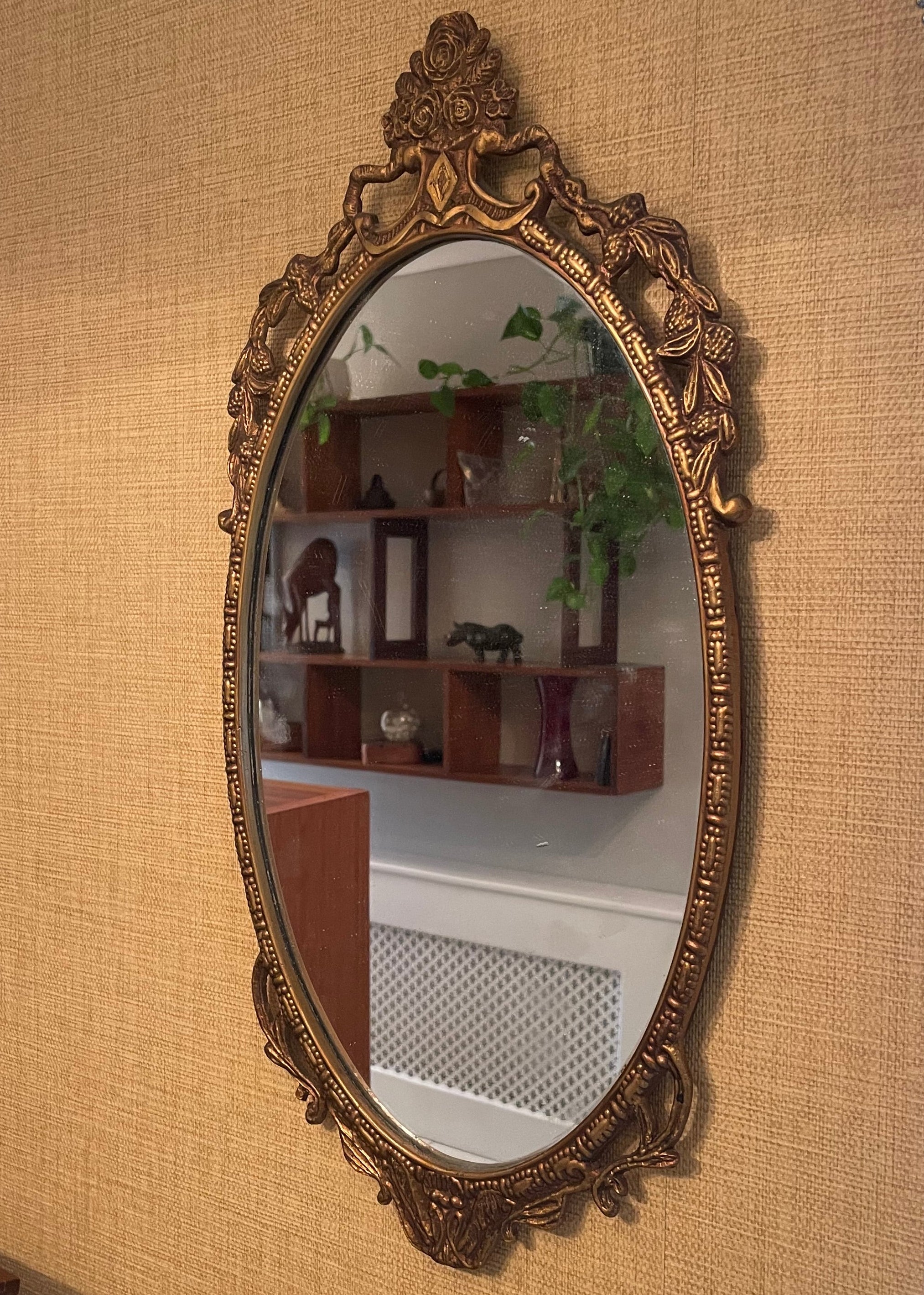 Vintage oval Gilt mirror
