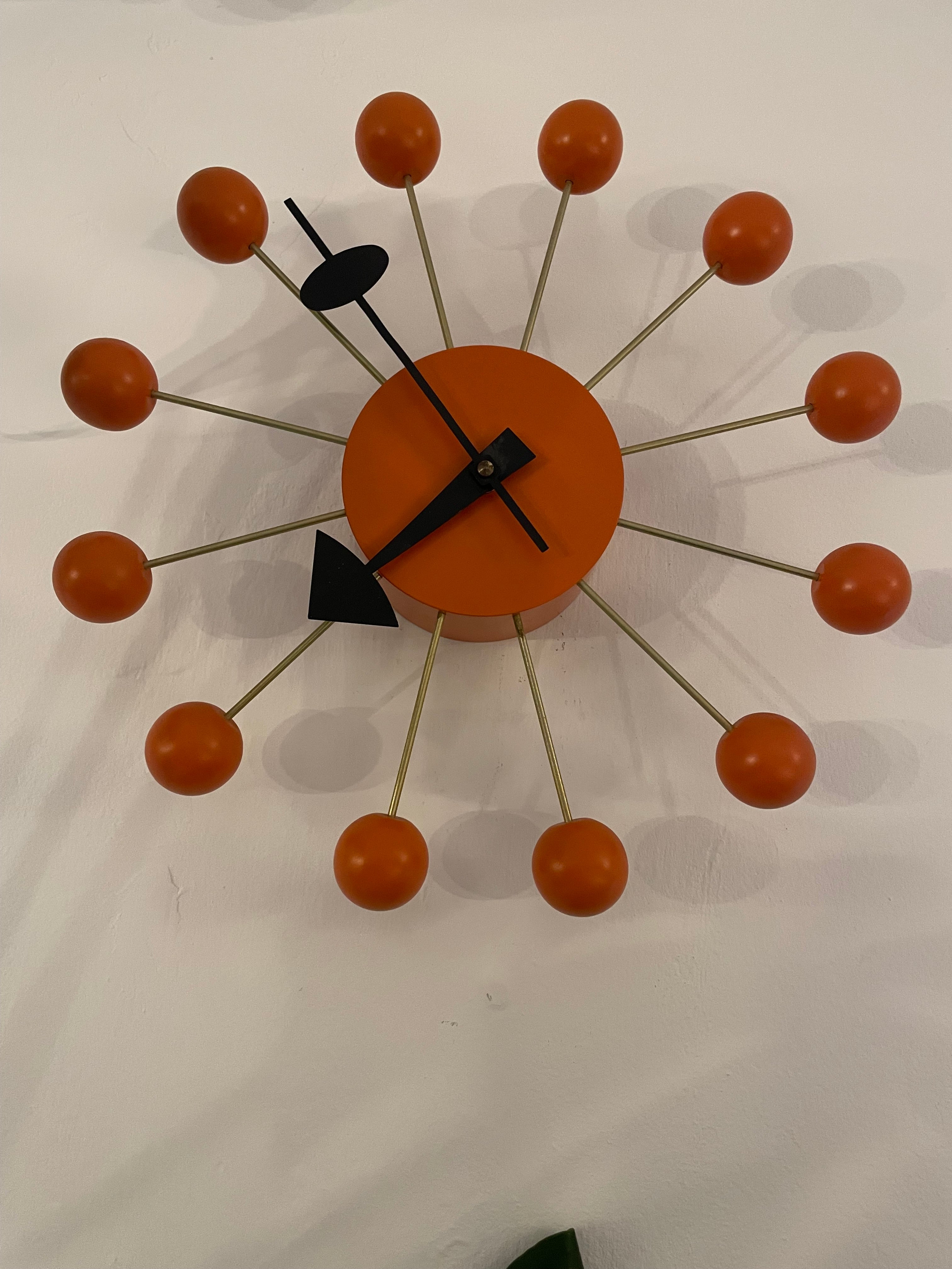 Vitra Ball Clock by George Nelson | Vitra Design Museum Edition