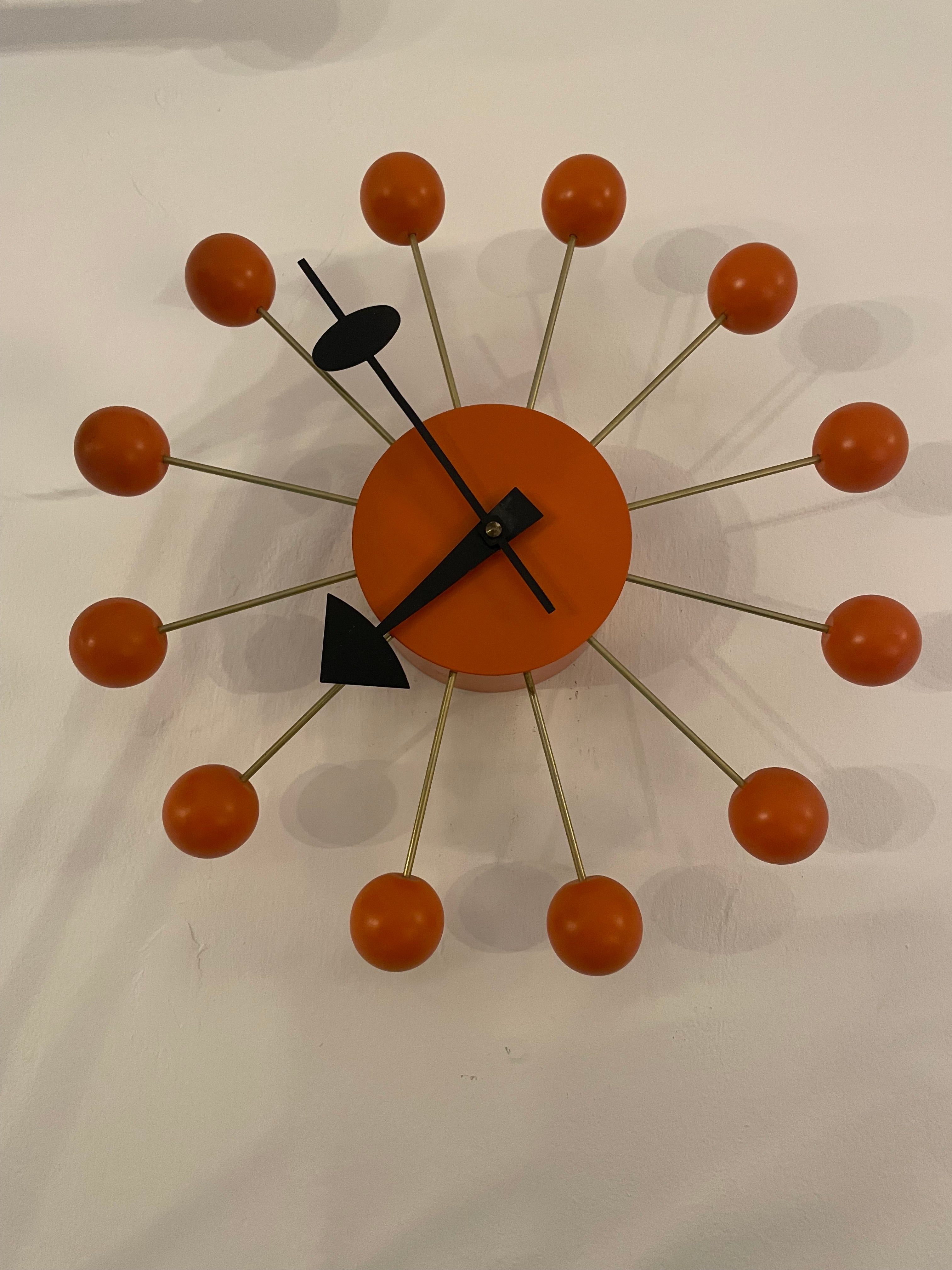 Vitra Ball Clock by George Nelson | Vitra Design Museum Edition